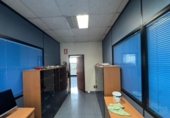 Nave Industrial en alquiler con 1682m² en els Garidells, Carrer Calvari foto