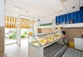 Local comercial en venta con 63m² en Granada, Calle Conde de Torrepalma foto
