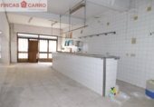 Local comercial en alquiler con 225m² en Pontevedra, en la zona de Lérez foto