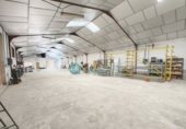 513m² entrepôt industriel pour location à Ségovie photo