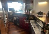 Restaurant
en traspàs
amb 120m² a Terrassa foto
