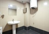 2329m² offices for sale in Granada, photo