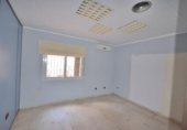 205m² bureau pour vente à Torrevieja, Calle Vicente Blasco Ibáñez photo