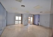 205m² bureau pour vente à Torrevieja, Calle Vicente Blasco Ibáñez photo