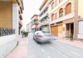 Local comercial
en venda
amb 181m² a Peligros, Calle Miguel de Cervantes foto