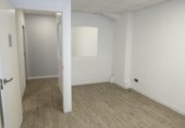 Local comercial en alquiler con 78m² en A Coruña foto