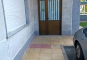 Local comercial en venta con 64m² en Torrelavega, Paseo de Julio Hauzeur foto