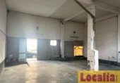 84m² locaux commerciaux pour location à Torrelavega photo