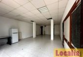 Local comercial
en lloguer
amb 120m² a Laredo foto