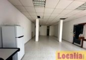 Local comercial
en lloguer
amb 120m² a Laredo foto