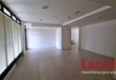 Local comercial en venta con 104m² en San Fernando, Avenida de la Libertad foto