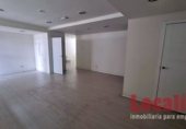 Local comercial en venta con 104m² en San Fernando, Avenida de la Libertad foto