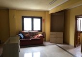 399m² commercial premises for rent in Torrelavega, Calle Ceferino Calderón photo