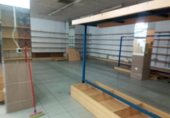 410m² commercial premises for rent in Torrelavega, Calle Cid photo