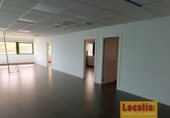 Oficina
en lloguer
amb 200m² a Torrelavega, Barrio Viérnoles-Río A foto