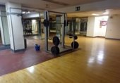 1600m² gym for rent in Santander, Calle Floranes photo