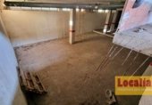 Local comercial en venta con 220m² en El Astillero, Calle la Industria, 50 foto