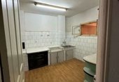 140m² commercial premises for rent in Torrelavega, Plaza Mayor photo