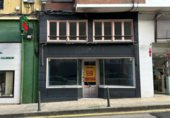 140m² commercial premises for rent in Torrelavega, Plaza Mayor photo