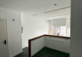 Local comercial en venta con 40m² en Torrelavega foto
