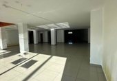 Local comercial en alquiler con 480m² en Puente San Miguel foto