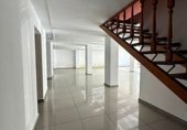 Local comercial en alquiler con 480m² en Puente San Miguel foto
