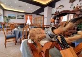 Restaurante en venta con 370m² en Santa Cruz de Bezana foto
