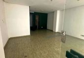 Local comercial en alquiler con 146m² en Torrelavega, Calle Pablo Garnica foto
