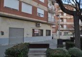 Local comercial
en venda
amb 80m² a Petrer, Calle Calvario foto