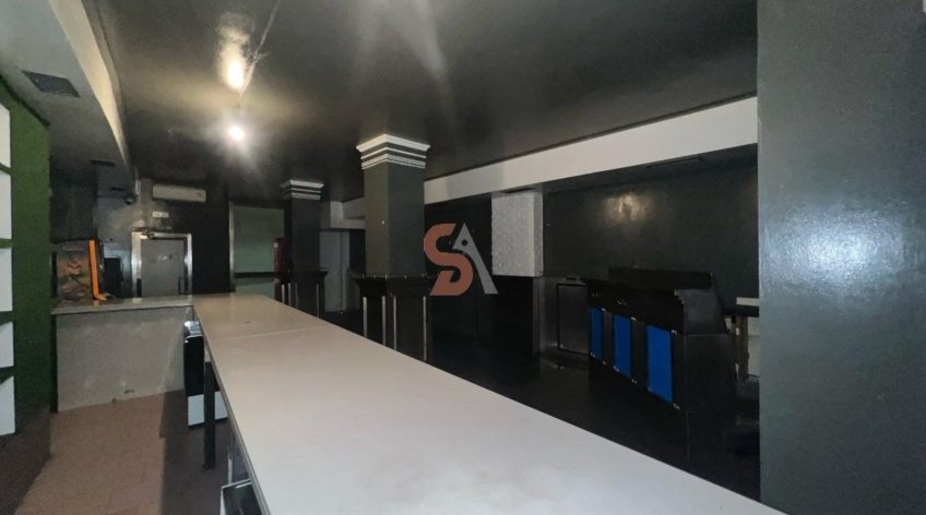 Local comercial