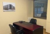 423m² bureaux pour vente à León, dans le quartier de San Claudio photo