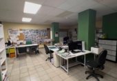 423m² bureaux pour vente à León, dans le quartier de San Claudio photo