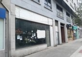 Local comercial en alquiler con 188m² en Pontevedra foto