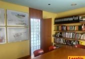 Oficina
en lloguer
amb 210m² a Torrelavega, Calle Ruiz Tagle foto