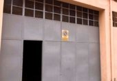 Local comercial en venta con 325m² en Torrelavega foto
