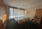 Oficina en alquiler con 250m² en Vitoria, en la zona de San Martín foto
