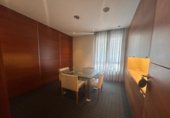 Oficina en alquiler con 250m² en Vitoria, en la zona de San Martín foto