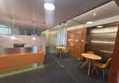Oficina en alquiler con 250m² en Vitoria, en la zona de San Martín foto