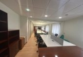Oficina en alquiler con 250m² en Vitoria, en la zona de San Martín foto