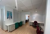 Oficina en alquiler con 250m² en Vitoria, en la zona de San Martín foto