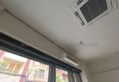 111m² commercial premises for sale in Logroño photo