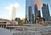 110m² commercial premises for sale in Madrid, in the area of Four Roads, Plaza de Pablo Ruiz Picasso photo