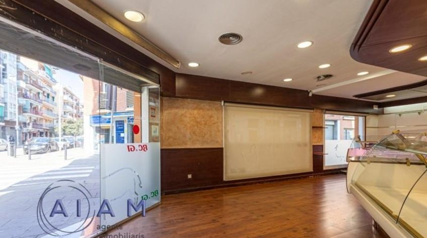Local comercial