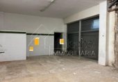 Local comercial en venta con 139m² en Reus, en la zona de Barri Ample, Plaça Llibertat foto