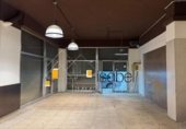 Local comercial en venta con 139m² en Reus, en la zona de Barri Ample, Plaça Llibertat foto