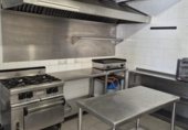 Bar en venta con 130m² en Torrente, Plaza de la Libertad foto