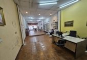 105m² commercial premises for sale in Logroño photo