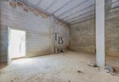 Local comercial en venta con 61m² en Bollullos Par del Condado, Calle Pendique foto