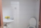 Local comercial en alquiler con 50m² en Lugones foto