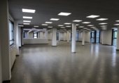 610m² bureaux pour location à Culleredo photo